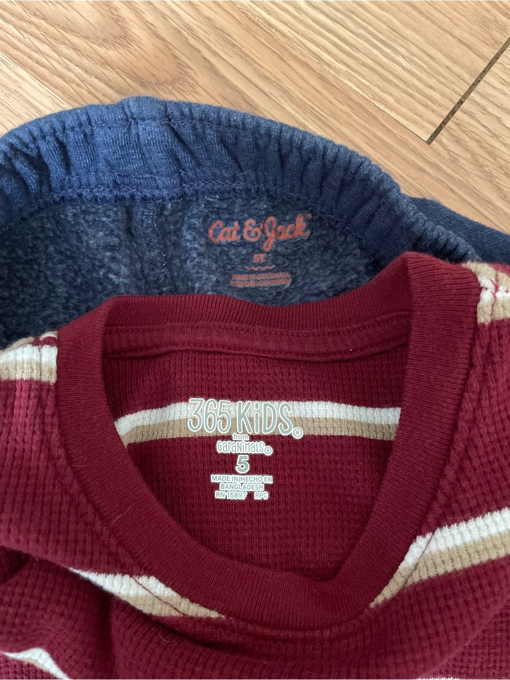 LOT 4 Toddler Boys Outfit Sets - Picture 10 of 13
